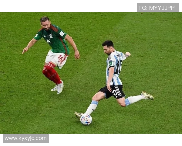 阿根廷足球球星最帅瞬间集锦 展现梅西与众球员的迷人风采